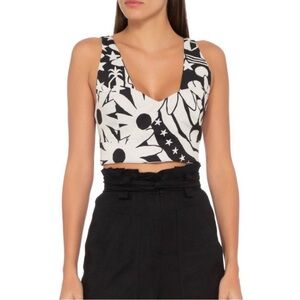 Farm Rio backless crop top 😍